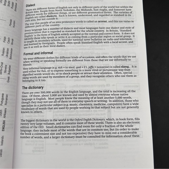 Oxford Pocket School Dictionary paperback 2002 edition - Picture 11 of 12